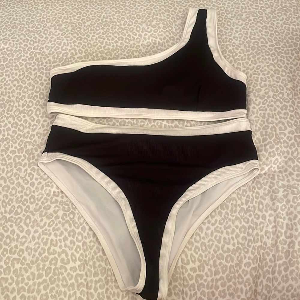 SHEIN 2 piece Bikini Swimsuit